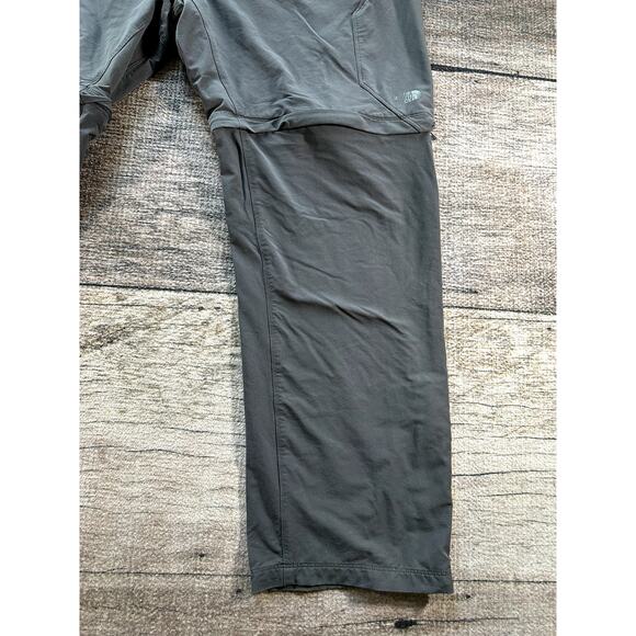 The North Face Men's XXL Grey Convertible Zip Off Pants Hiking Outdoor - Picture 5 of 11